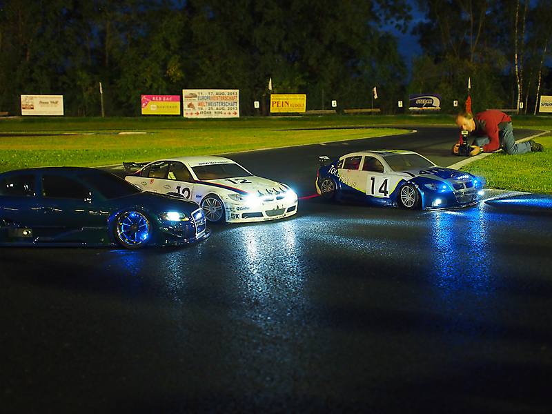 Night-Race-2012--9293206
